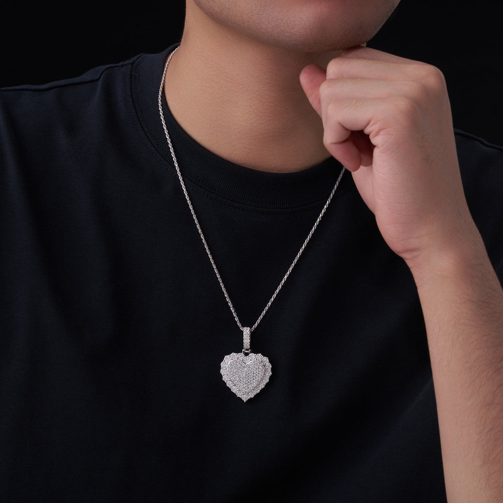 A Luxurious And Fashionable Minimalist Jewelry Pendant Necklace Set With Top - quality Moissanite, Made Of S925 Silver Electroplated With Platinum. - LADYLINE X