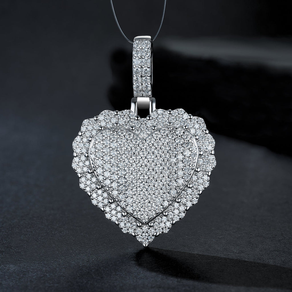 A Luxurious And Fashionable Minimalist Jewelry Pendant Necklace Set With Top - quality Moissanite, Made Of S925 Silver Electroplated With Platinum. - LADYLINE X