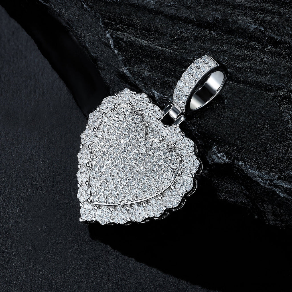 A Luxurious And Fashionable Minimalist Jewelry Pendant Necklace Set With Top - quality Moissanite, Made Of S925 Silver Electroplated With Platinum. - LADYLINE X