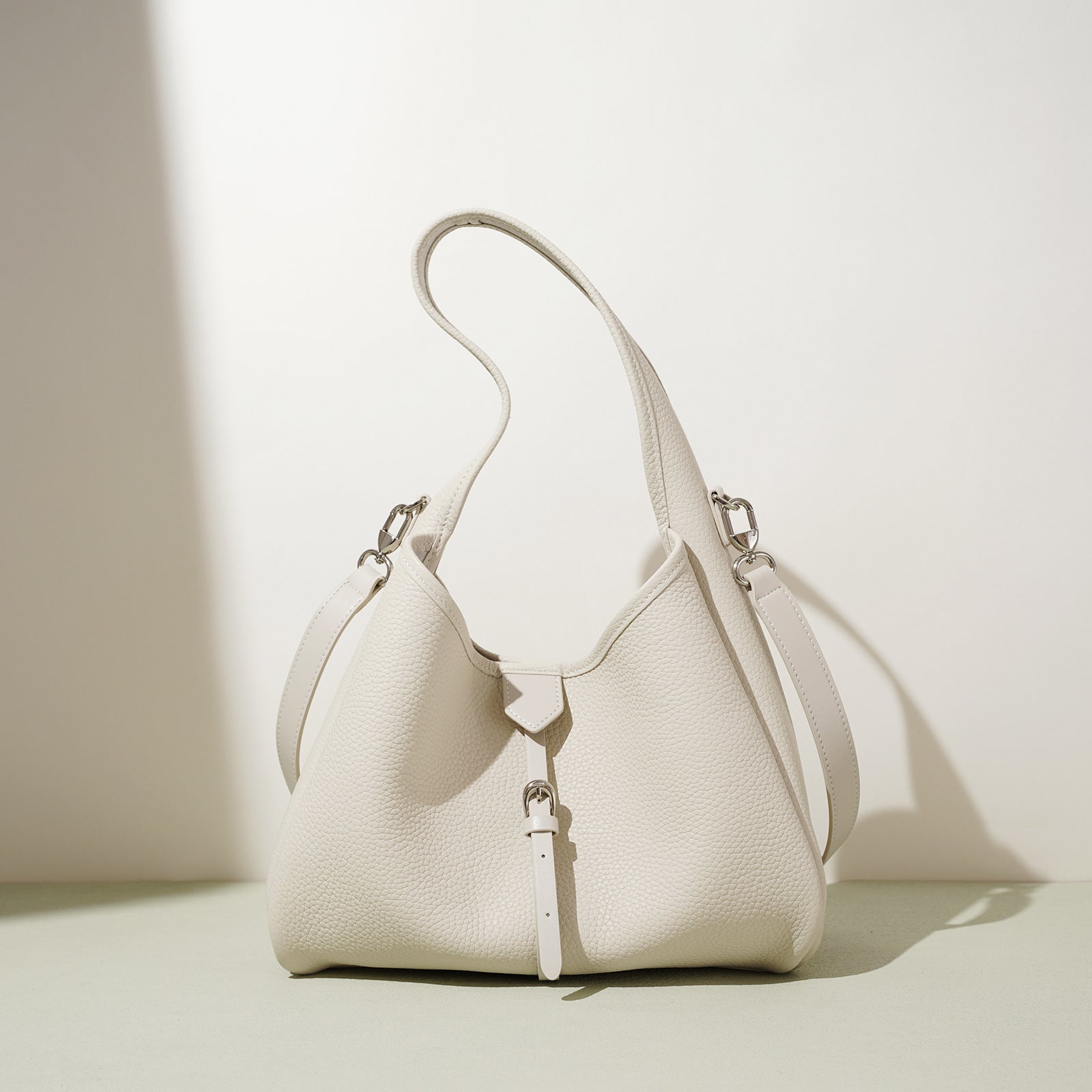 Fashion Minimalist Single Shoulder Crossbody Handbag - LADYLINE X