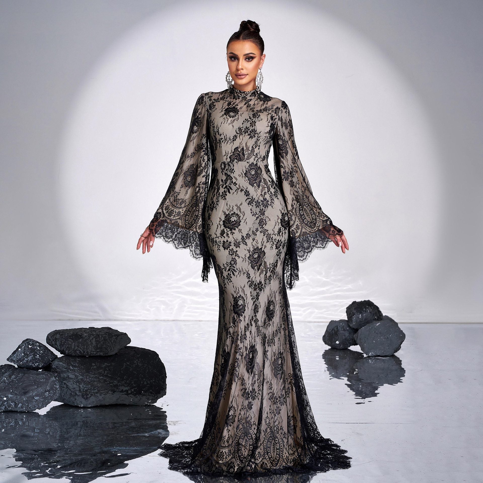 Long Sleeve Round Neck Sexy Lace Banquet Dress - LADYLINE X