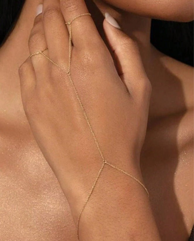 New Stylish Ring Bracelet With A Light - luxury High - end Vibe - LADYLINE X