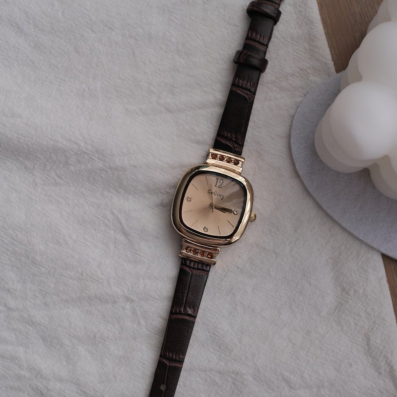 Retro - style Womens Watch With A Minimalist Petite Square Design - LADYLINE X