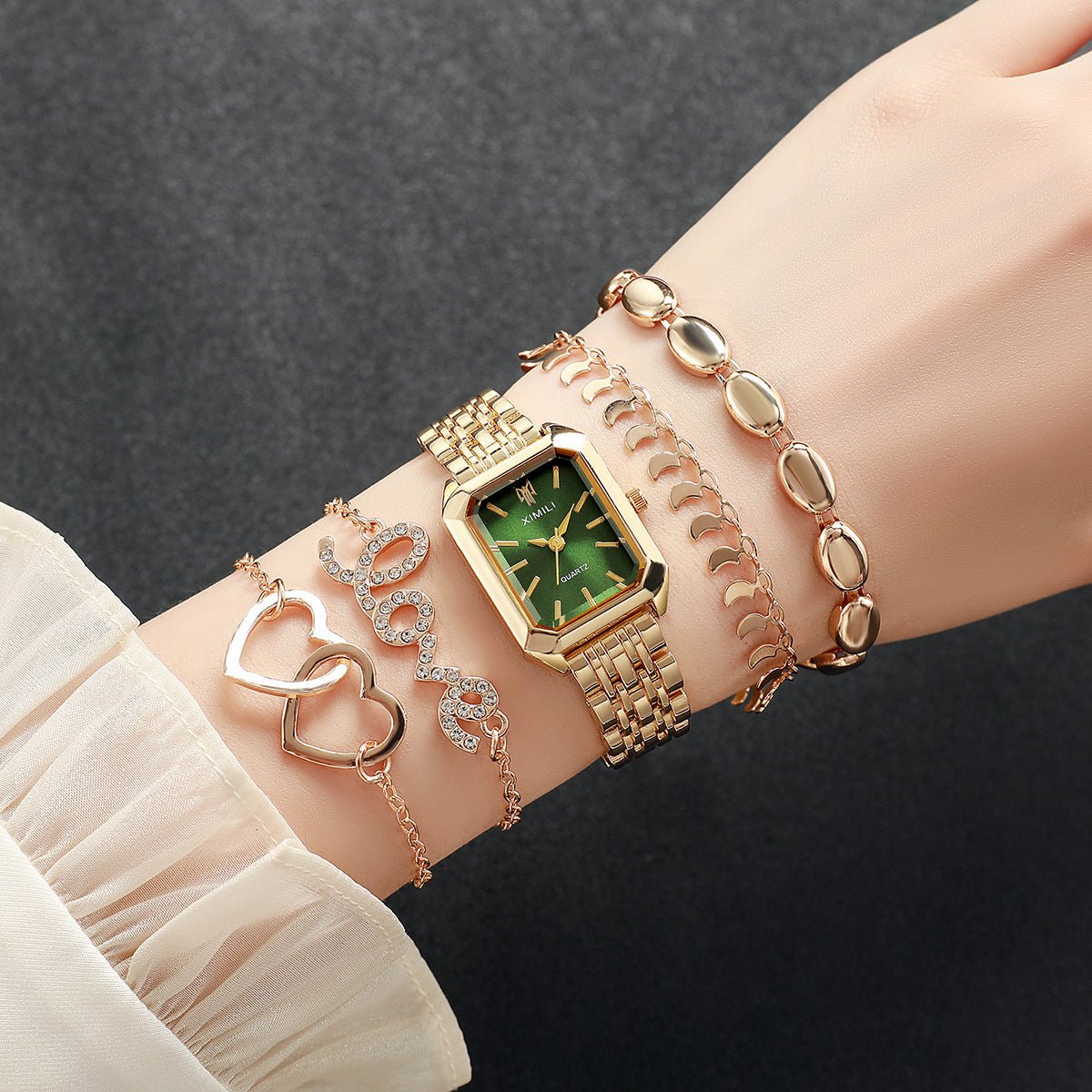 Sleek, Versatile Square Womens Watch Heart - shaped Bracelet - LADYLINE X
