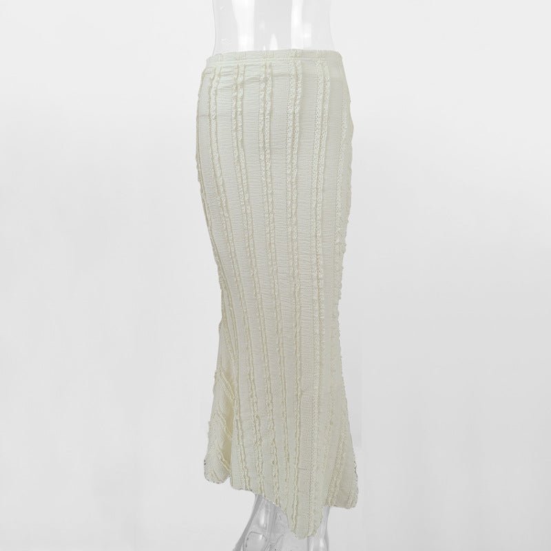 Sophisticated Figure - hugging Sheath Skirt - LADYLINE X