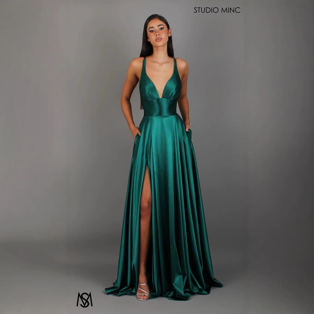 Women's Strap Solid Color V - Neck Dress - LADYLINE X