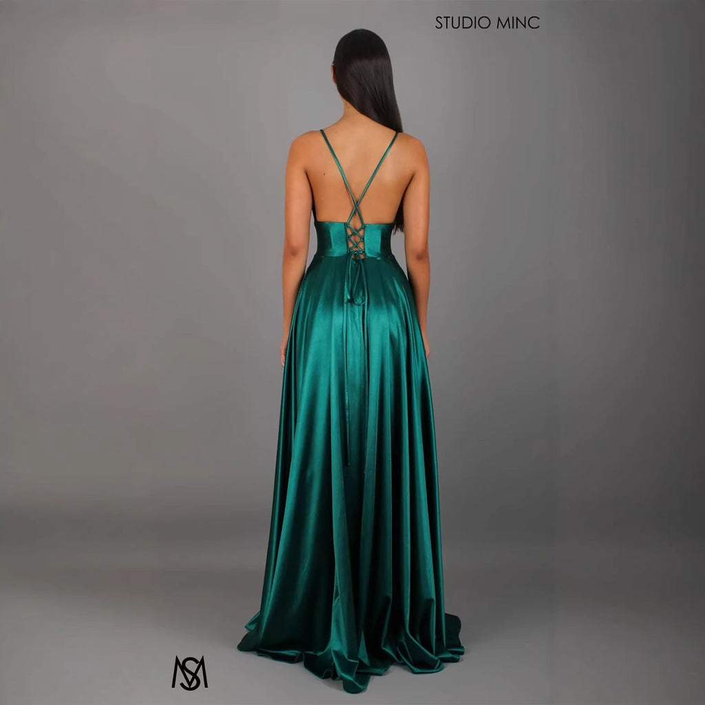 Women's Strap Solid Color V - Neck Dress - LADYLINE X